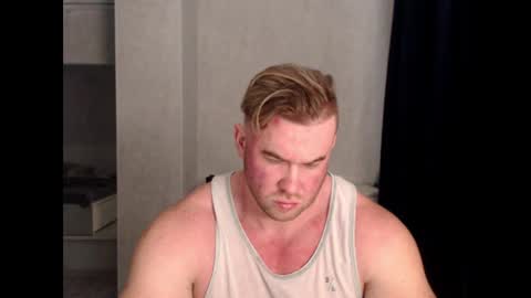 Snapshot of magicmax2017 chatting on January 17, 2025, 11:27 am magicmax2017 online show from January 17, 2025, 11:27 am