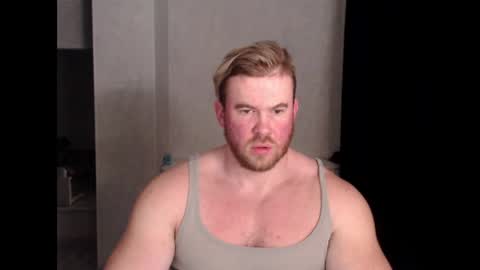 Snapshot of magicmax2017 chatting on March 9, 2025, 4:44 pm magicmax2017 online show from March 9, 2025, 4:44 pm