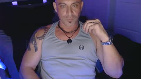 magicmike1110 online show from November 26, 2025, 9:05 pm