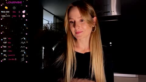 Snapshot of magicpeaach chatting on December 14, 2024, 4:09 pm magicpeaach online show from December 14, 2024, 4:09 pm