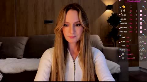 Snapshot of magicpeaach chatting on February 8, 2025, 4:36 pm magicpeaach online show from February 8, 2025, 4:36 pm