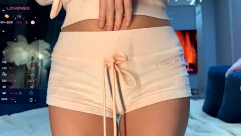 Snapshot of magicpeaach chatting on February 18, 2026, 4:58 pm magicpeaach online show from February 18, 2026, 4:58 pm