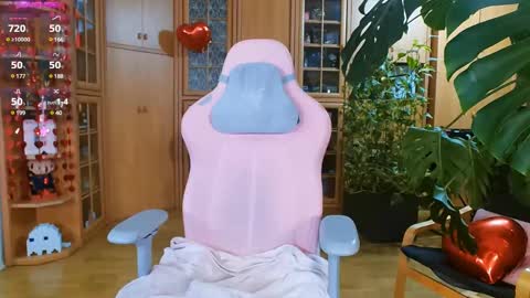 Nicole online show from February 14, 2025, 1:45 am