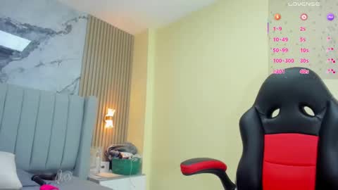 magievans1 online show from October 3, 2025, 12:35 pm