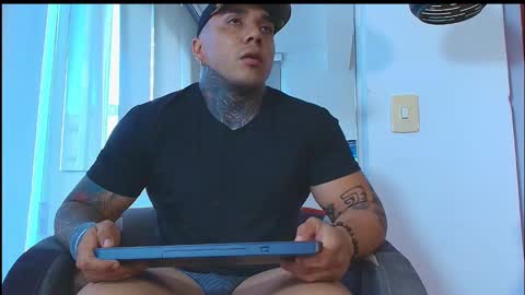 Snapshot of magiic_98 chatting on September 26, 2025, 9:19 pm M A G I C online show from September 26, 2025, 9:19 pm