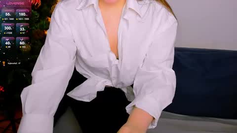 Jade online show from January 24, 2025, 4:06 pm