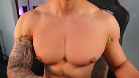 Snapshot of magnus_savage chatting on February 14, 2026, 6:37 pm If you want me to use the Lovense please let me know -- online show from February 14, 2026, 6:37 pm