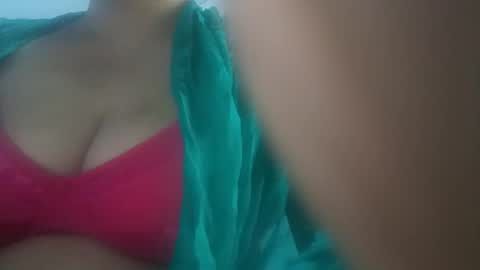 Snapshot of mahi_arora55 chatting on May 11, 2026, 12:49 am Mahi online show from May 11, 2026, 12:49 am