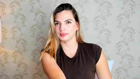 Snapshot of mahia_montenegr chatting on February 22, 2026, 3:32 pm Mahia online show from February 22, 2026, 3:32 pm