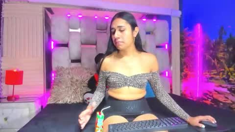 mahiara hot online show from June 2, 2026, 1:02 pm