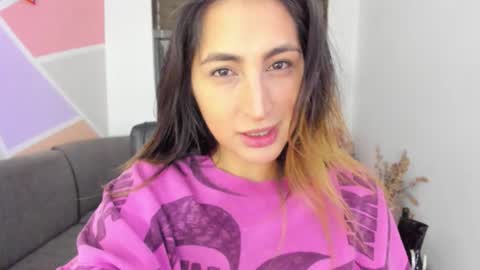   online show from October 10, 2025, 12:53 am