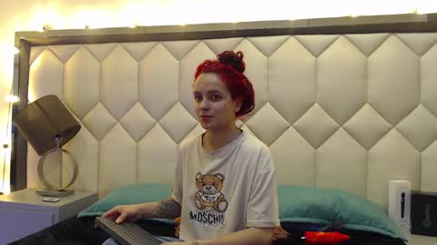 Snapshot of maiapark chatting on January 29, 2025, 11:30 am Maia  online show from January 29, 2025, 11:30 am