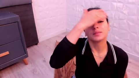 Snapshot of maiapark chatting on October 19, 2025, 1:34 pm Maia  online show from October 19, 2025, 1:34 pm