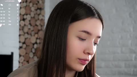 Lucy online show from February 5, 2025, 4:37 am