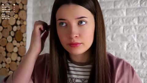 Lucy online show from September 30, 2025, 1:32 am