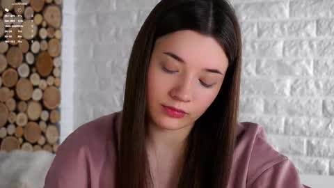 Lucy online show from October 2, 2025, 1:23 am