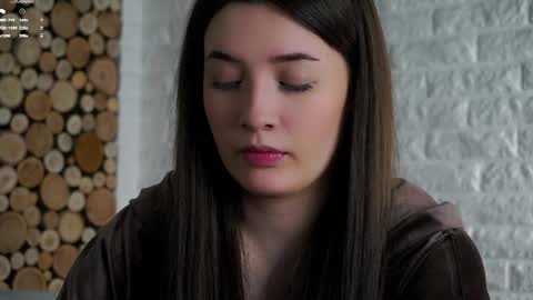 Lucy online show from April 6, 2026, 2:20 am