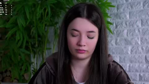 Lucy online show from April 29, 2026, 3:54 am