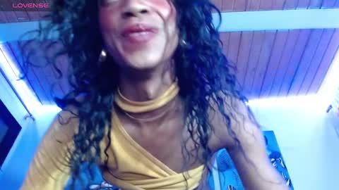 Bella Maidi online show from January 1, 2025, 11:38 am