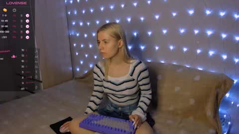 Your kitty online show from January 24, 2025, 3:45 pm