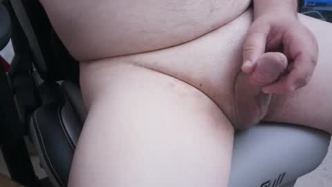 Gilly online show from April 22, 2026, 3:24 pm