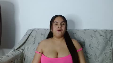 Snapshot of maite_saens1 chatting on February 8, 2026, 3:54 am maite online show from February 8, 2026, 3:54 am