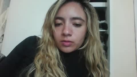 majo_gomezz online show from December 18, 2025, 4:40 am