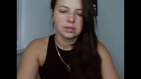 make_mesmile online show from October 2, 2025, 6:20 am