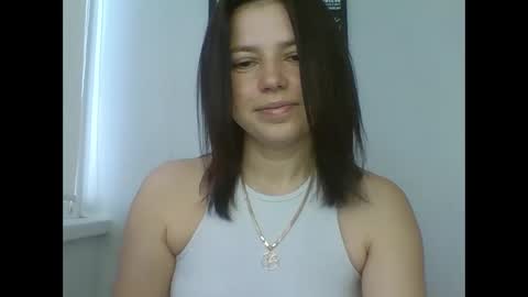 make_mesmile online show from March 19, 2026, 7:23 am