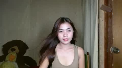 Snapshot of makeme_wettt chatting on February 25, 2025, 2:58 am makeme_wettt online show from February 25, 2025, 2:58 am