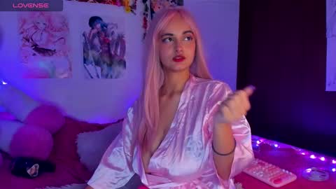 Maki Sins online show from October 20, 2025, 4:24 am