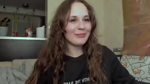 Snapshot of makima_sin chatting on February 4, 2026, 2:56 pm Kate online show from February 4, 2026, 2:56 pm