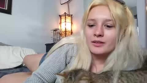 KarizmaticKitten online show from February 17, 2026, 10:34 am