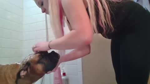 KarizmaticKitten online show from February 25, 2026, 1:37 am