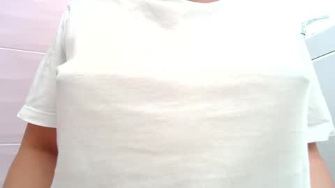 Snapshot of makulato chatting on May 27, 2026, 2:03 pm Maya online show from May 27, 2026, 2:03 pm