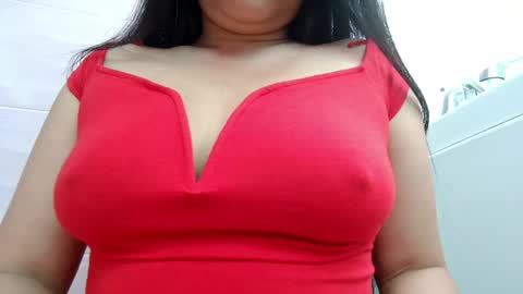 Snapshot of makulato chatting on May 28, 2026, 2:25 pm Maya online show from May 28, 2026, 2:25 pm