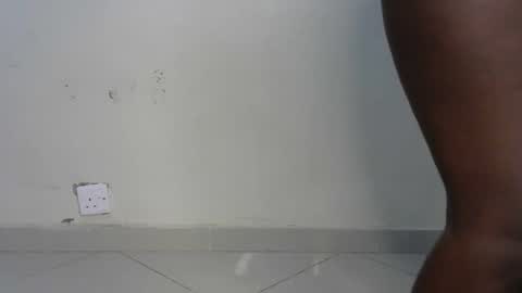 malaika_musa online show from December 21, 2025, 4:08 am