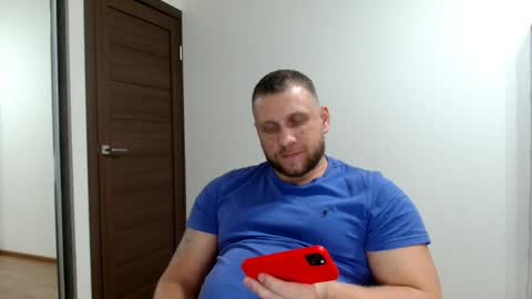 malchyshka online show from December 4, 2025, 9:56 pm