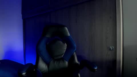 ADAM         online show from January 11, 2026, 5:29 pm