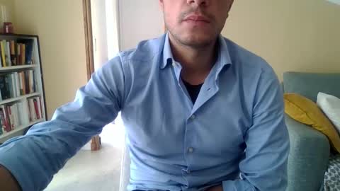 Boybi online show from November 14, 2025, 12:26 pm