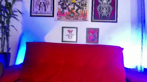 maledicta__insana online show from June 17, 2026, 11:49 pm