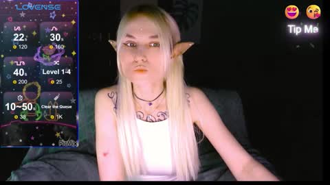 Snapshot of mali_sia chatting on October 2, 2025, 10:28 pm Mischelle online show from October 2, 2025, 10:28 pm