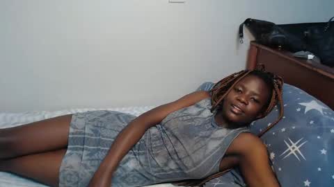 lati online show from November 28, 2025, 1:19 am