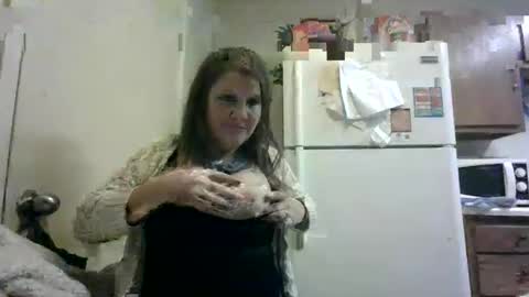 Snapshot of malinda702 chatting on January 18, 2025, 5:15 pm malinda702 online show from January 18, 2025, 5:15 pm