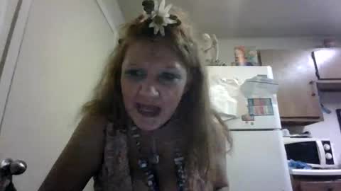 Snapshot of malinda702 chatting on November 2, 2025, 8:28 am malinda702 online show from November 2, 2025, 8:28 am