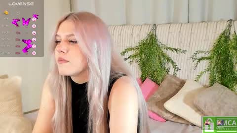 Masha online show from November 19, 2025, 9:31 am