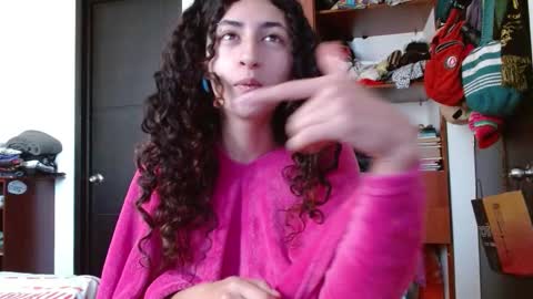 Malita online show from December 18, 2025, 2:12 pm