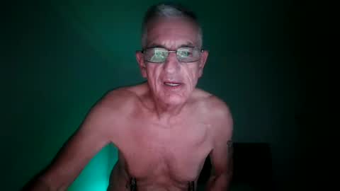 malkie55 online show from October 18, 2025, 1:52 am