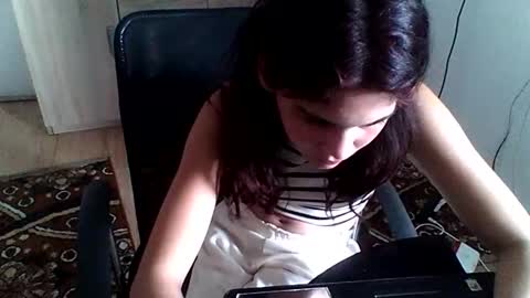 mallorymyersx online show from September 13, 2025, 2:17 pm