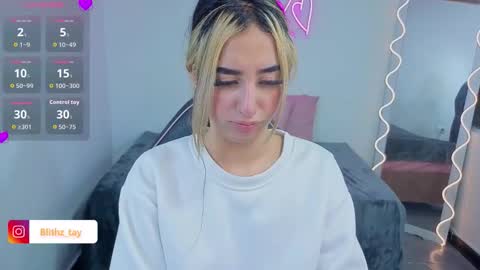 Malory  online show from September 26, 2025, 7:07 pm